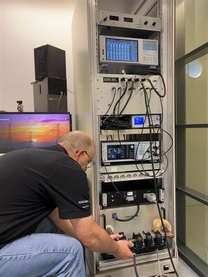 Automated current sensors calibration for complex power systems and precise measurements
